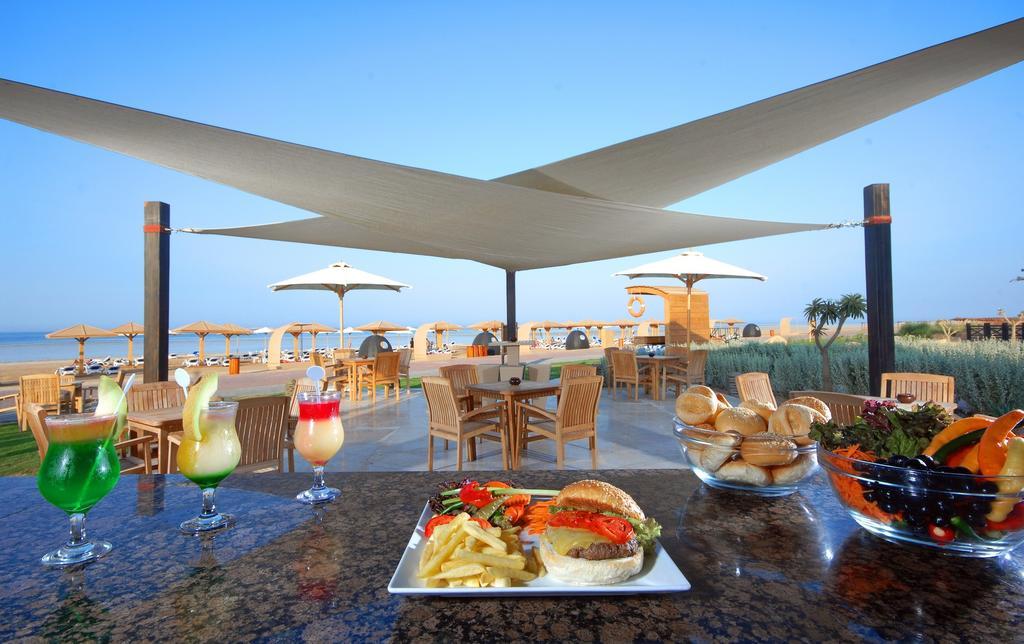 Tropitel Sahl Hasheesh Hotel Hurghada Exterior photo The Beach Club